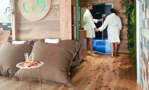 Privatisation de spa pour jacuzzi, hammam, sauna et douche sensorielle à Annecy